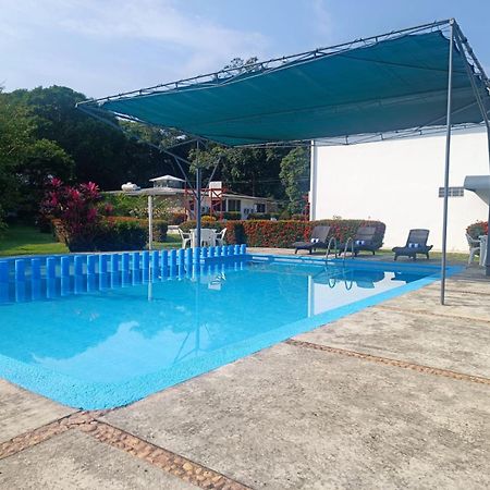 Hotel Los Leones Palenque Εξωτερικό φωτογραφία