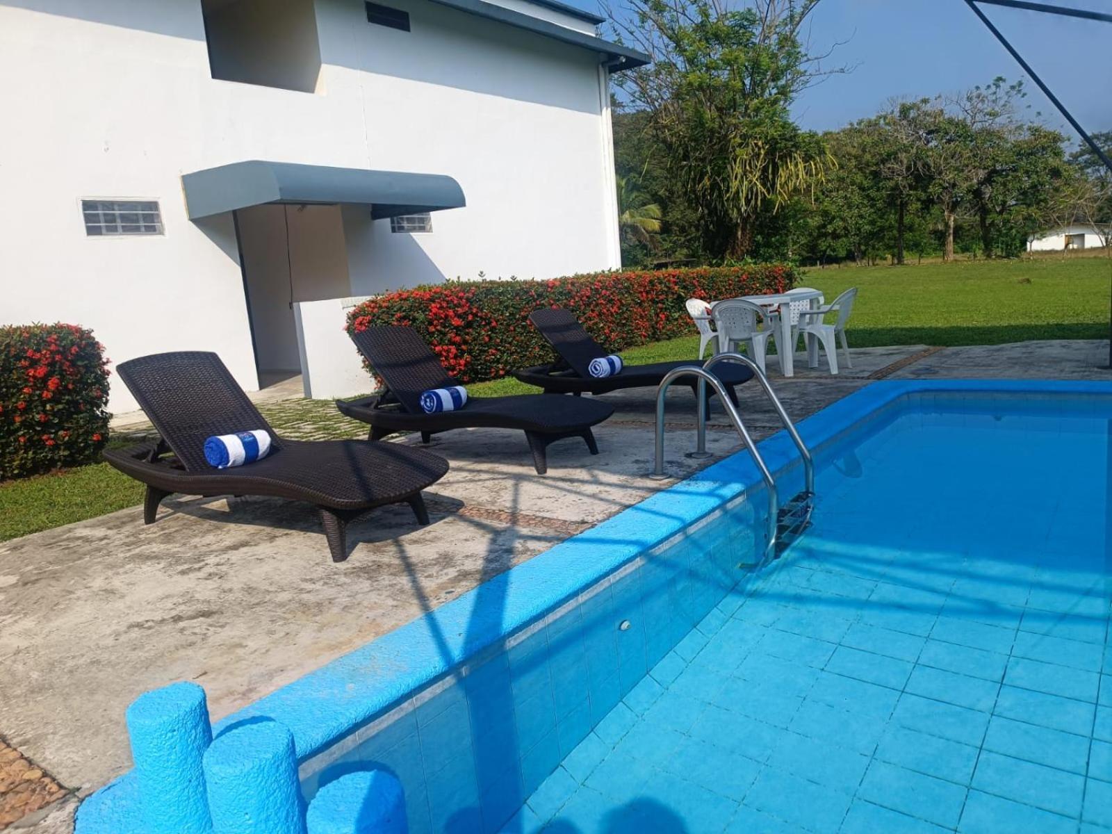 Hotel Los Leones Palenque Εξωτερικό φωτογραφία