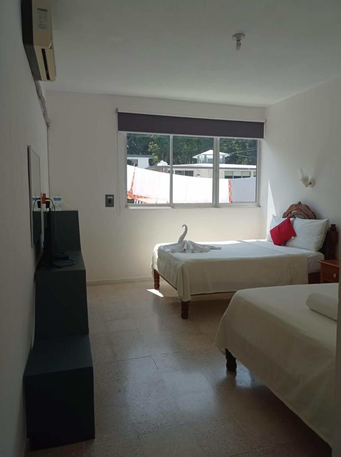 Hotel Los Leones Palenque Εξωτερικό φωτογραφία