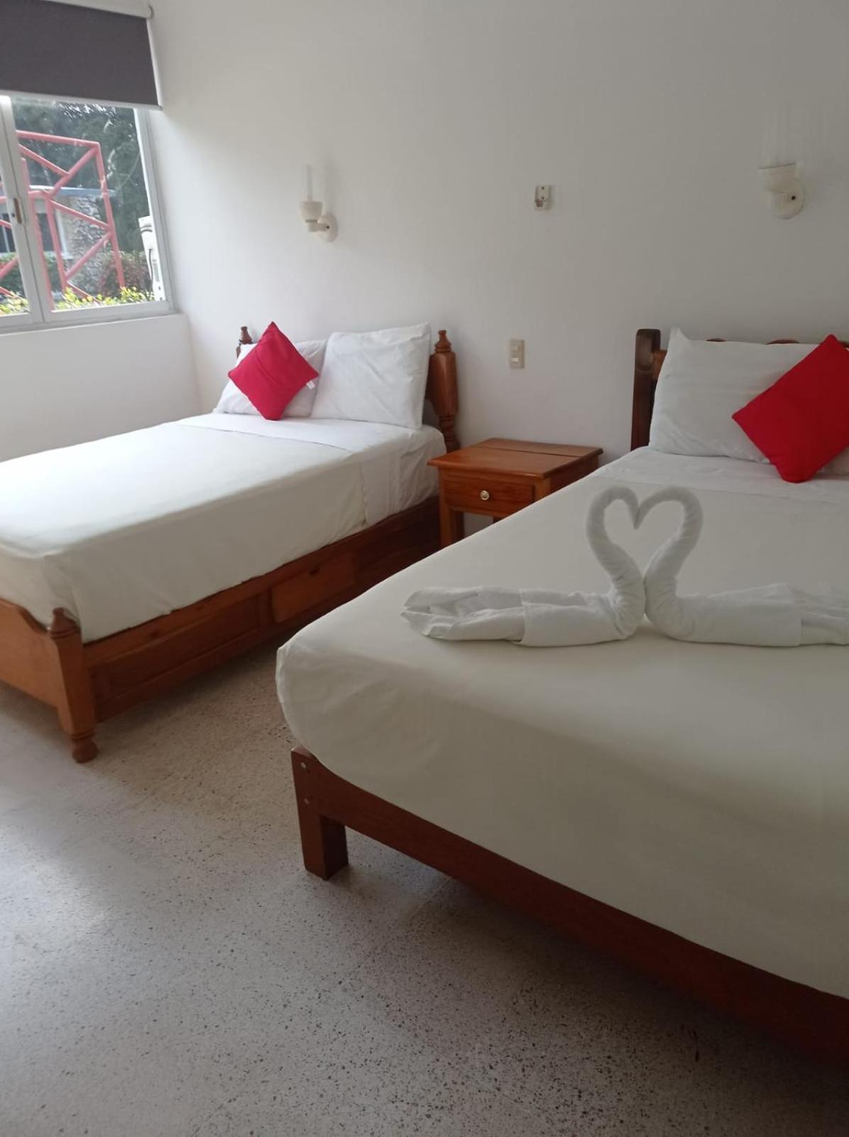 Hotel Los Leones Palenque Εξωτερικό φωτογραφία